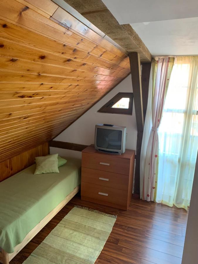 思贝儿Casa Veche “Old House”别墅 外观 照片
